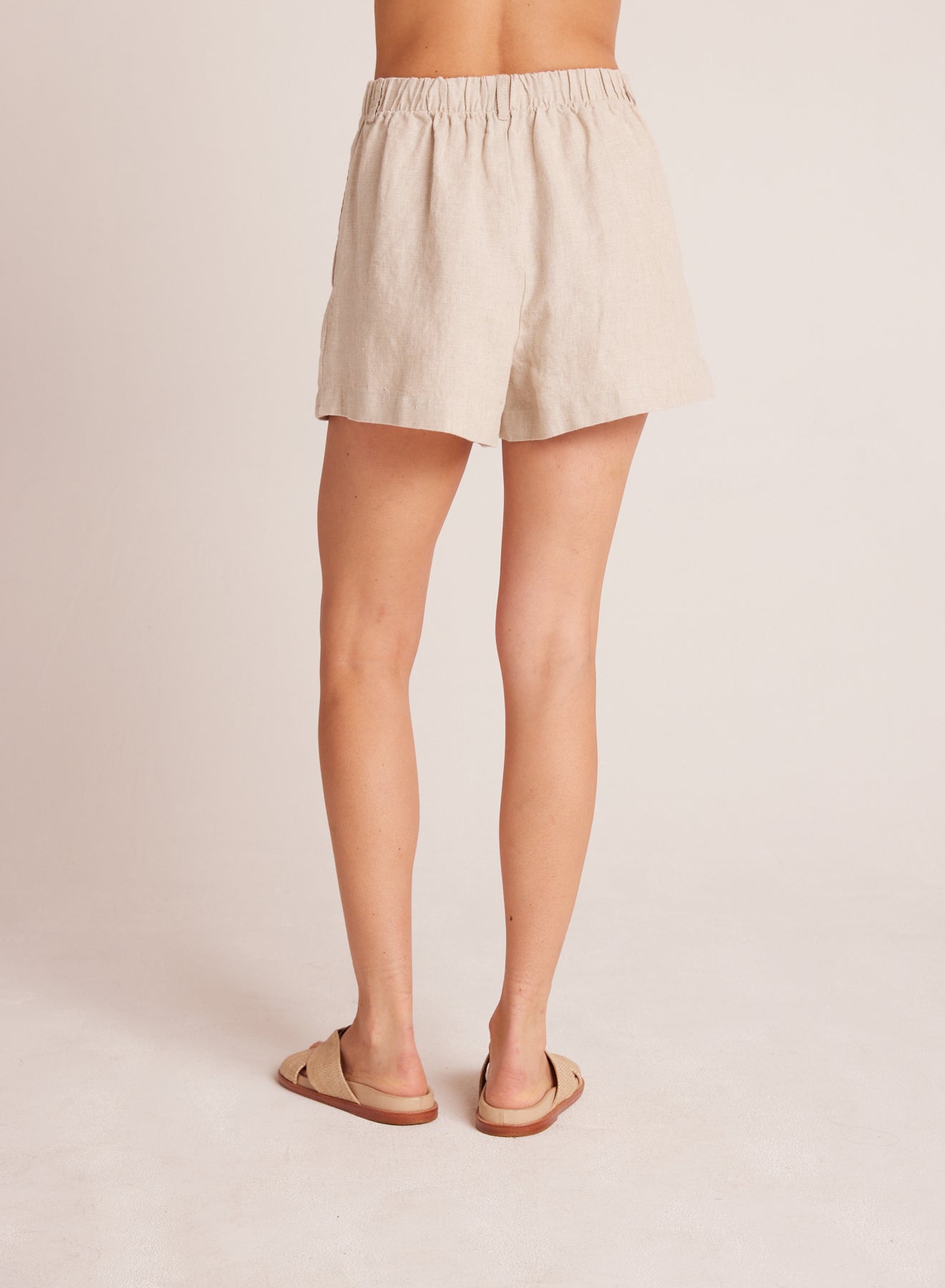Bella DahlPleat Front Trouser Short - Linen SandBottoms