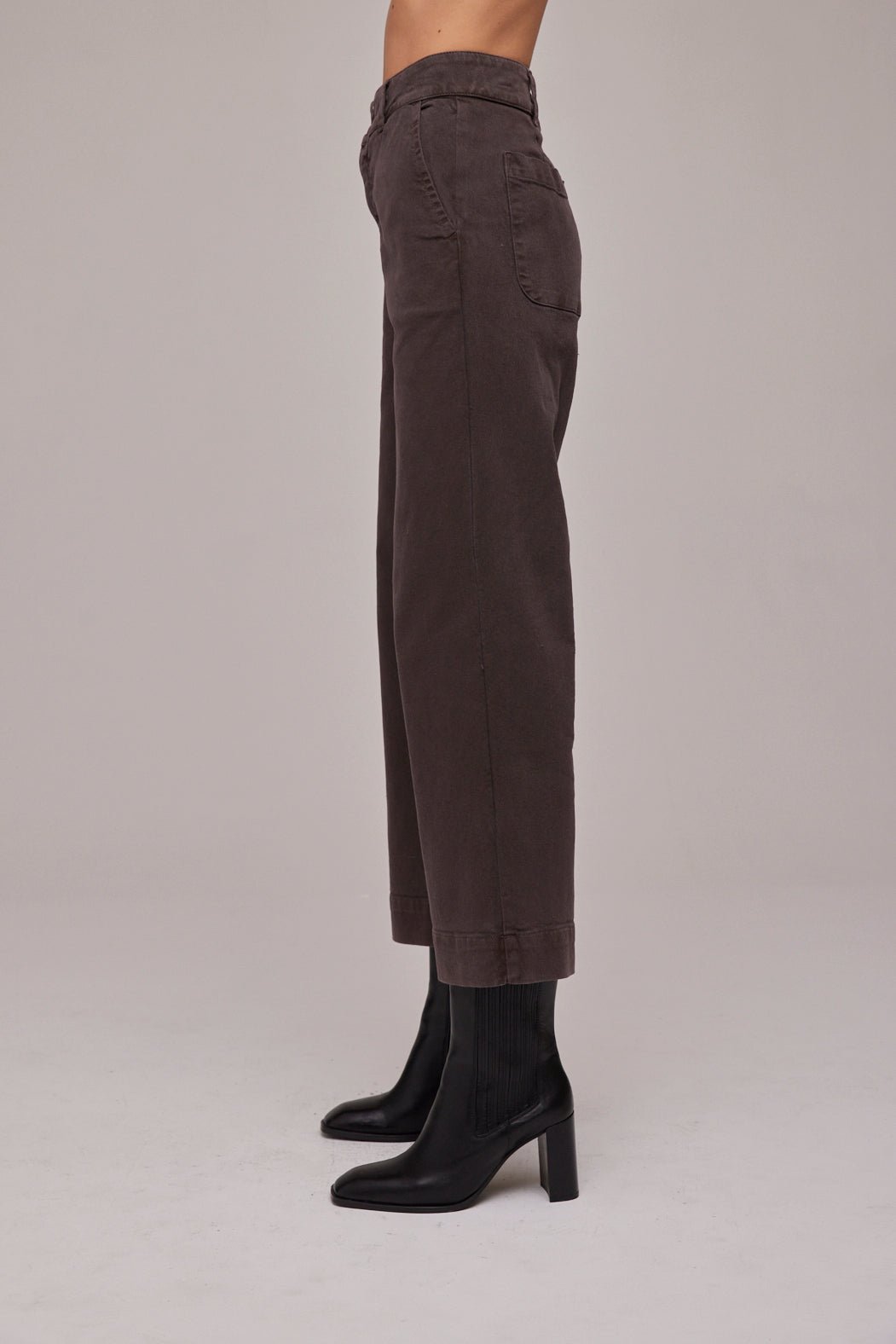 Bella DahlSaige Wide Leg Crop - Cocoa BeanBottoms